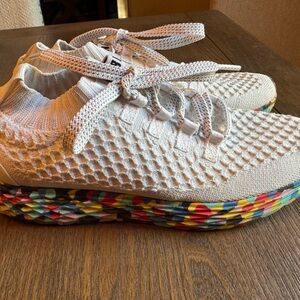 Colorful Sole Knit Sneakers